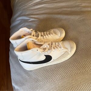 Nike Blazer mid 77